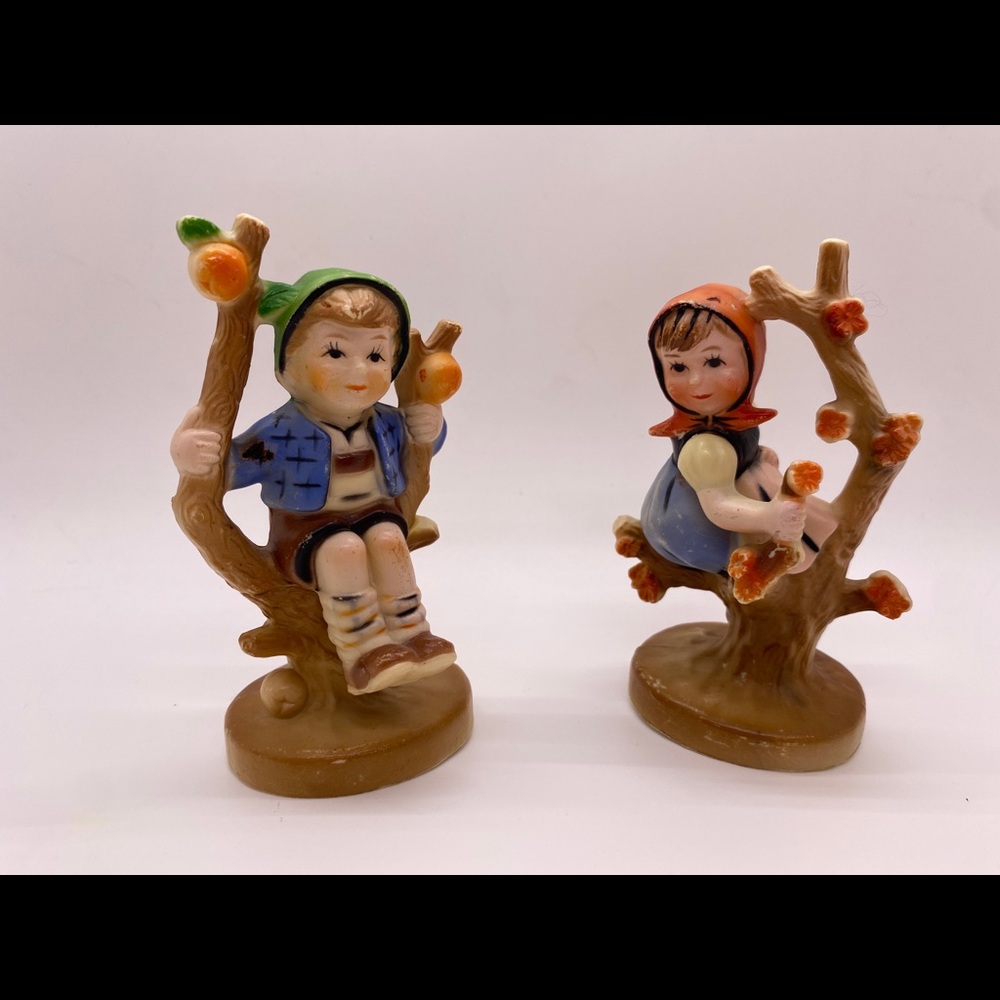 Boy and Girl Hummel Figurines in Highland Park Hong Kong 1987‎